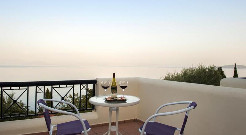Corfu Village (Adults Only) Agios Ioannis Peristeron  Bagian luar foto